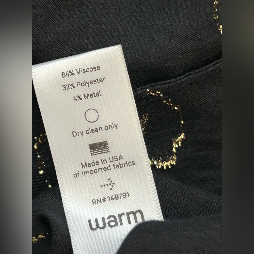 Warm NY Ladyland Maxi Dress
Black Metallic Gold
Long Sleeve
Size 1 Small
$575 - Picture 8 of 13